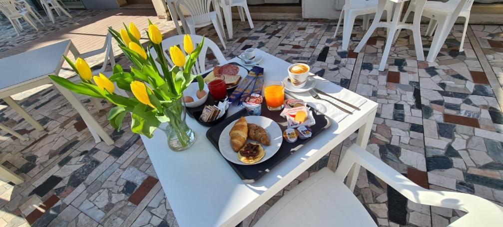 Hotel Franca Misano Adriatico Luaran gambar